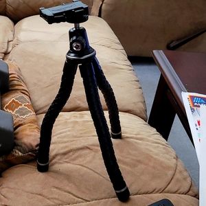 Tripod flexible